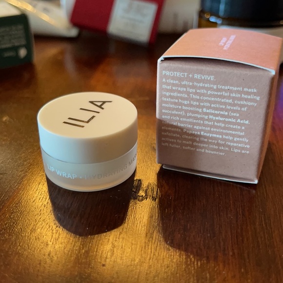 ILIA Makeup Nwt Mini Ilia Lip Wrap Hydrating Mask Poshmark